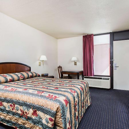 Knights Inn Virginia Beach Lynnhaven Extérieur photo